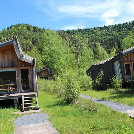 Camping Des Lacs*** Villa Celles-sur-Plaine Eksteriør bilde