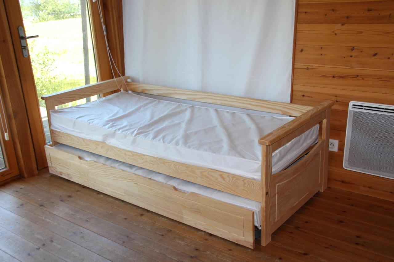 Camping Des Lacs*** Villa Celles-sur-Plaine Eksteriør bilde